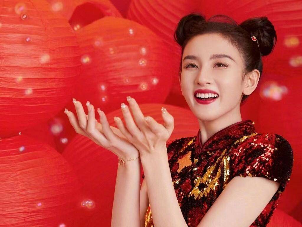 婚姻版小苹果改编
:宋祖儿刘宇宁折腰官宣，魏劭娶乔家女儿，魏乔两家化宿怨，结姻缘